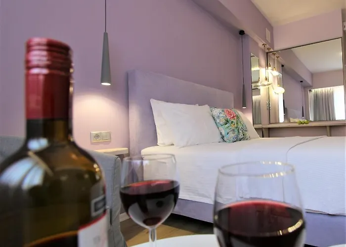 Aiolos s Ermou 64 Monastiraki Plaka Junior Suite